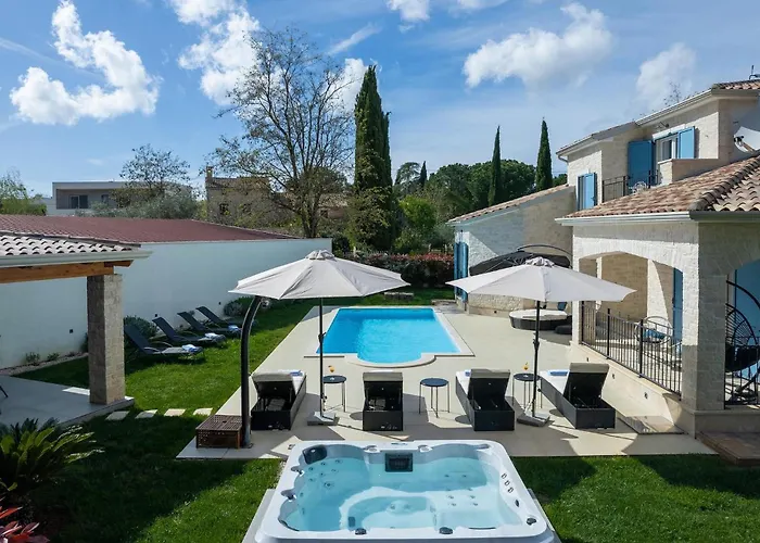 Tatil Evi Ladora *