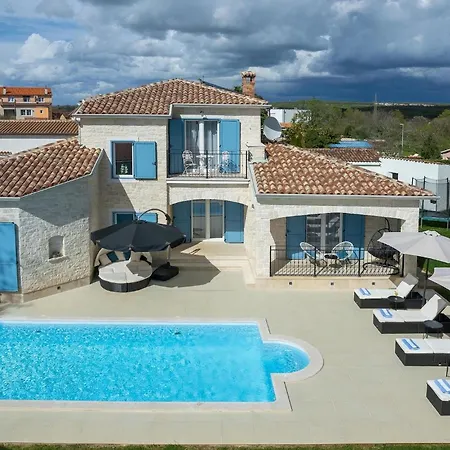 Ladora * Porec