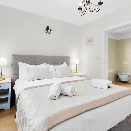 Ladora Holiday home Porec