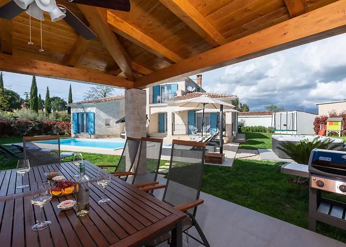 Ladora Ferienhaus Poreč